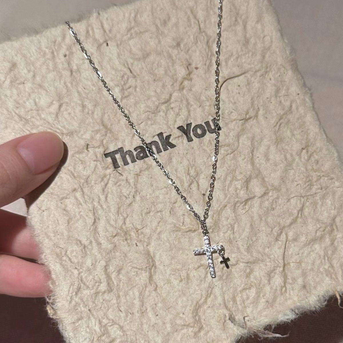 Zircon Cross Necklace for Women All-Match Simple High-Grade Niche Design Necklace Non-Fading Titanium Steel Clavicle Chain for Women