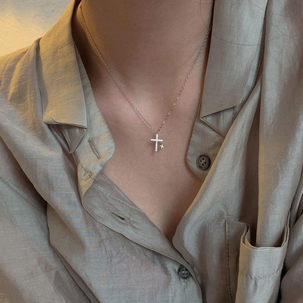 Zircon Cross Necklace for Women All-Match Simple High-Grade Niche Design Necklace Non-Fading Titanium Steel Clavicle Chain for Women