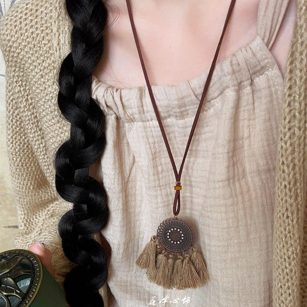 Ethnic Style Necklace Women's Bohemian Holiday Style Necklace 2025 New Retro High-Grade Sweater Chain Accessories
