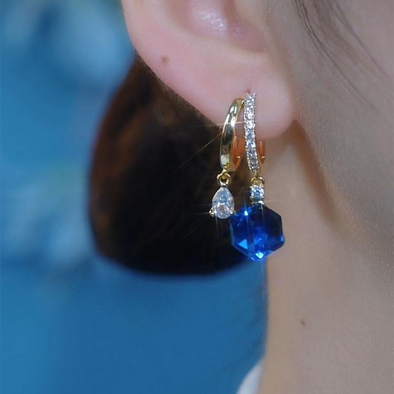 Korean-Style Super Flash Geometric Square Crystal Diamond-Embedded Ear Buckle Elegant Fashionable Light Luxury High-Grade Elegant Exquisite Ear Jewelry