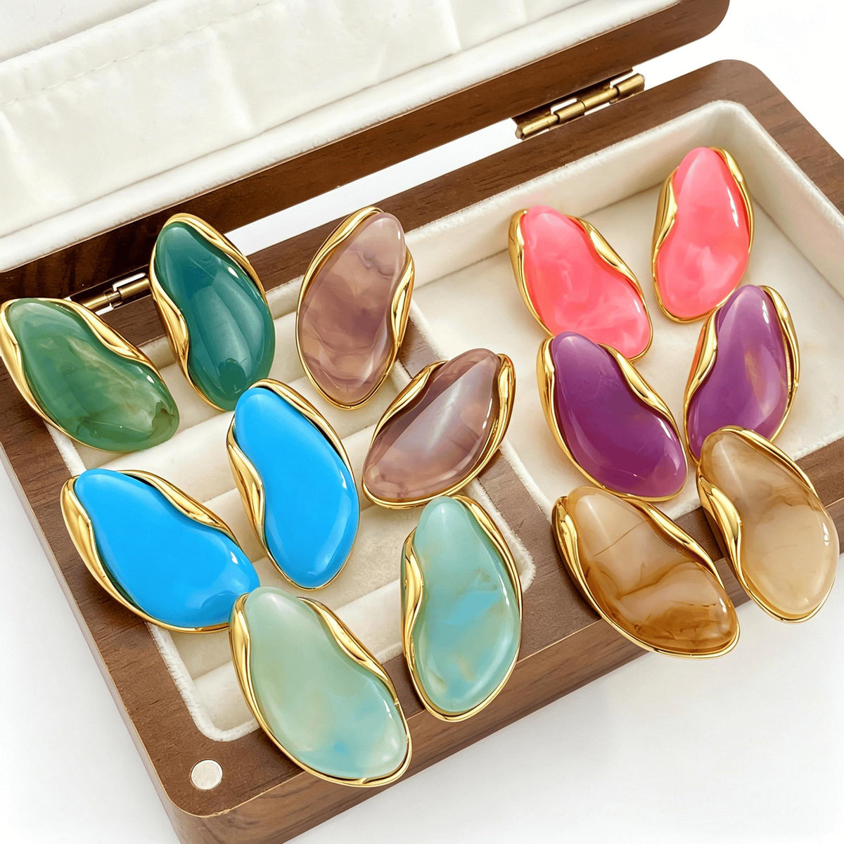 European and American Style New Irregular Color Resin Stud Earrings Niche Design High-Grade Light Luxury Temperament All-Match Earrings for Women