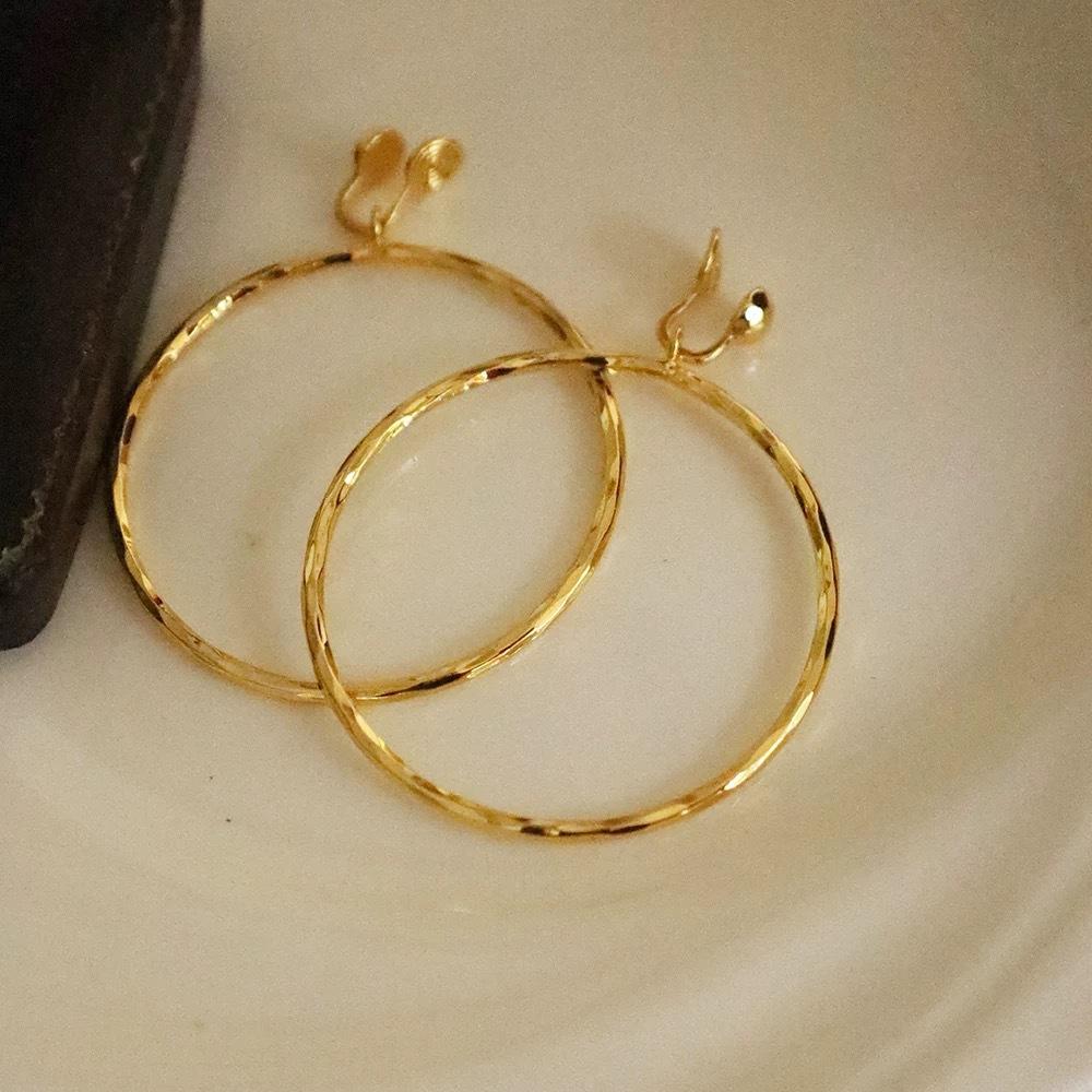 Yu Shuxin Same Style Exaggerated Big Ear Ring Mosquito Coil Ear Clip Fashion Hot Girl Ear Studs Plain Ring Daily Earless Earrings