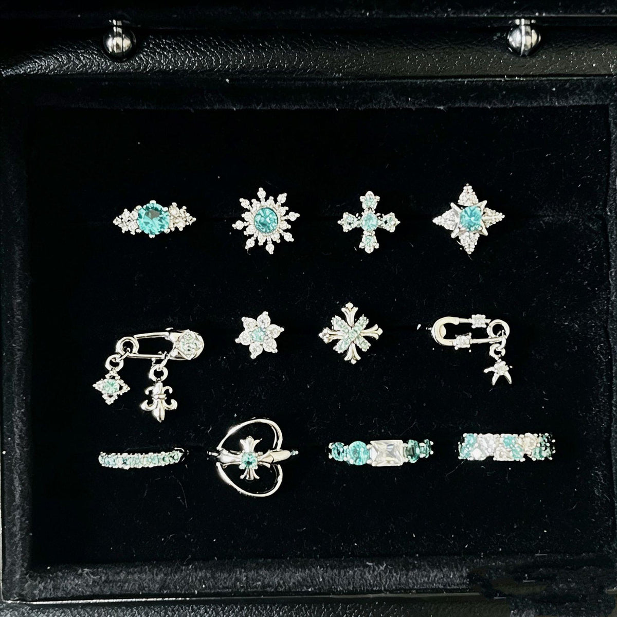 New Style PA Green Chain Horseshoe Ring Ear Bone Nail Cross Medical Titanium Steel Star Exquisite Earrings Female Fresh Female