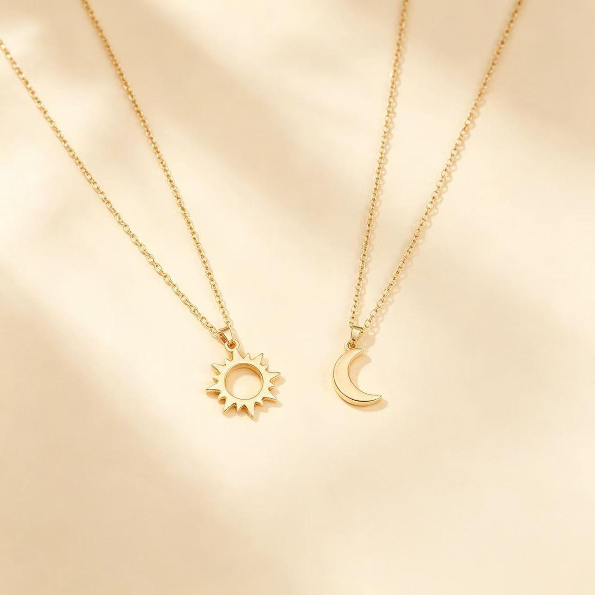 Titanium Steel Sun Moon Star Double-Layer Clavicle Chain Versatile Fashion Commuter Light Luxury Style Women's Necklace Source Factory Wholesale