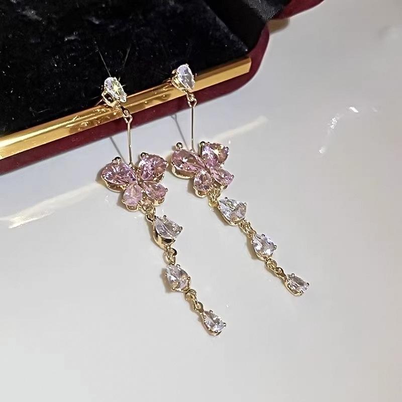 Elegant Exquisite Butterfly Tassel Earrings for Women Sweet Temperament Super Fairy Earrings High-End Fashion Light Luxury All-Match Earrings