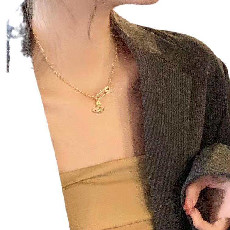 Saturn Pin Necklace Female Fashion Cool Hot Girl Ouyang Nana Same Style Student Ins Light Luxury Niche Advanced Non-Fading