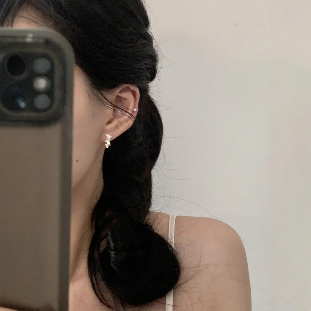 S999 Steel Printing Silver-Plated Small Red Book Popular Camellia Flower Small Ear Buckle Female New Light Luxury Niche Design Flower Ear Studs