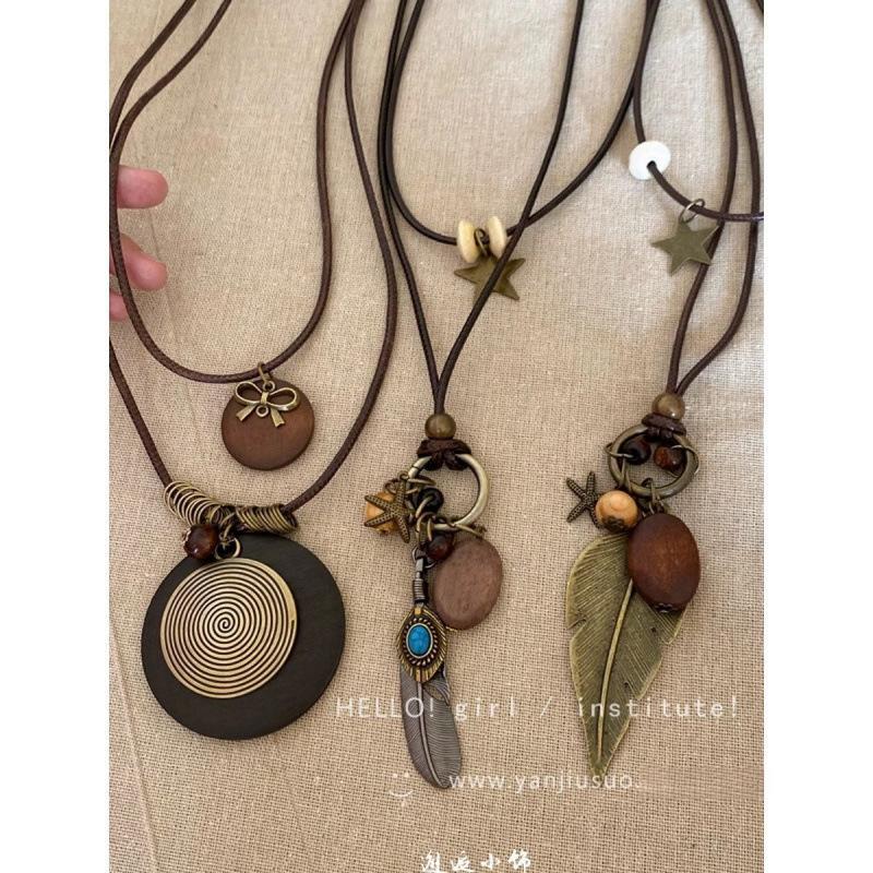 2025 New Chinese Feather Necklace Women's Retro Ethnic Style Double-Layer Stacked Long Sweater Chain Accessories
