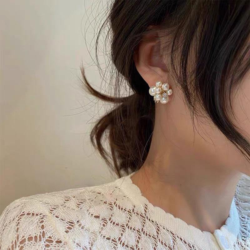 Chanel Style Cream Pearl Diamond Gold Stud Earrings for Women Light Luxury High-Grade Socialite Style 2025 New Earrings Ear Clip