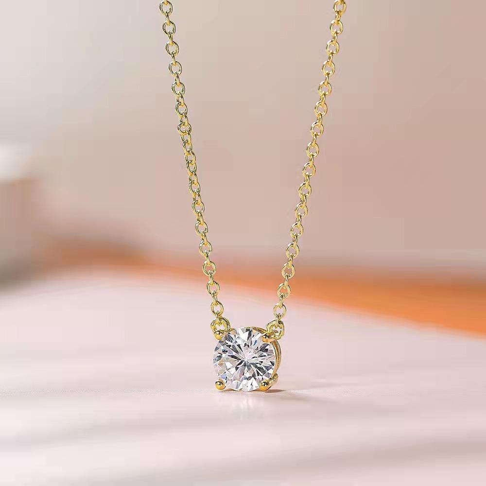 18K Gold Plated White High Carbon Diamond Classic Four Claw 2 Karat Simulation Diamond Women's Fresh Simple Clavicle Chain Pendant Necklace