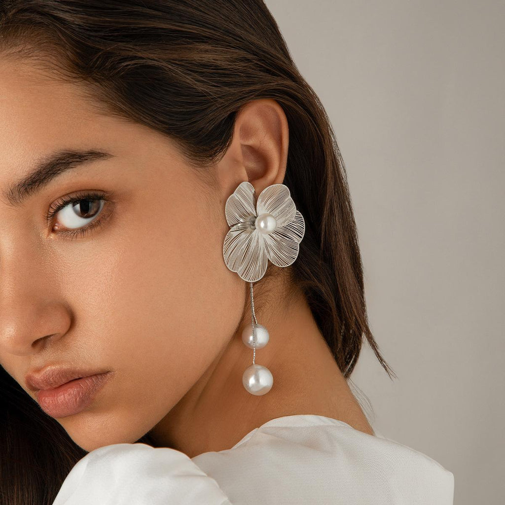European and American Cross-Border Texture Three-Dimensional Ginkgo Flower Stud Earrings Sweet Cool All-Match Tassel Earrings