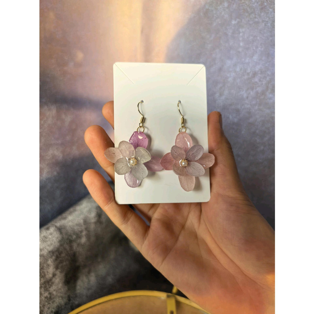 Mori Super Fairy Imported Eternal Flower Hydrangea Real Flower Atmosphere Holiday Style Epoxy Earrings Elegant White Earrings