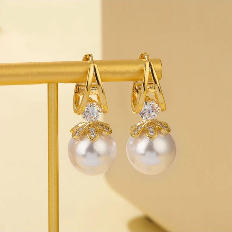 Luxury Elegant Diamond-Embedded Red Pearl Earrings Autumn and Winter Exquisite Elegant Elegant All-Match Earrings French Style Earrings