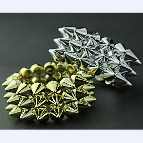 Punk Rivet Bracelet Foreign Trade Cross-Border Handsome Dance Accessories European and American Hip Hop Retro Fashion Elastic Wide Bracelet