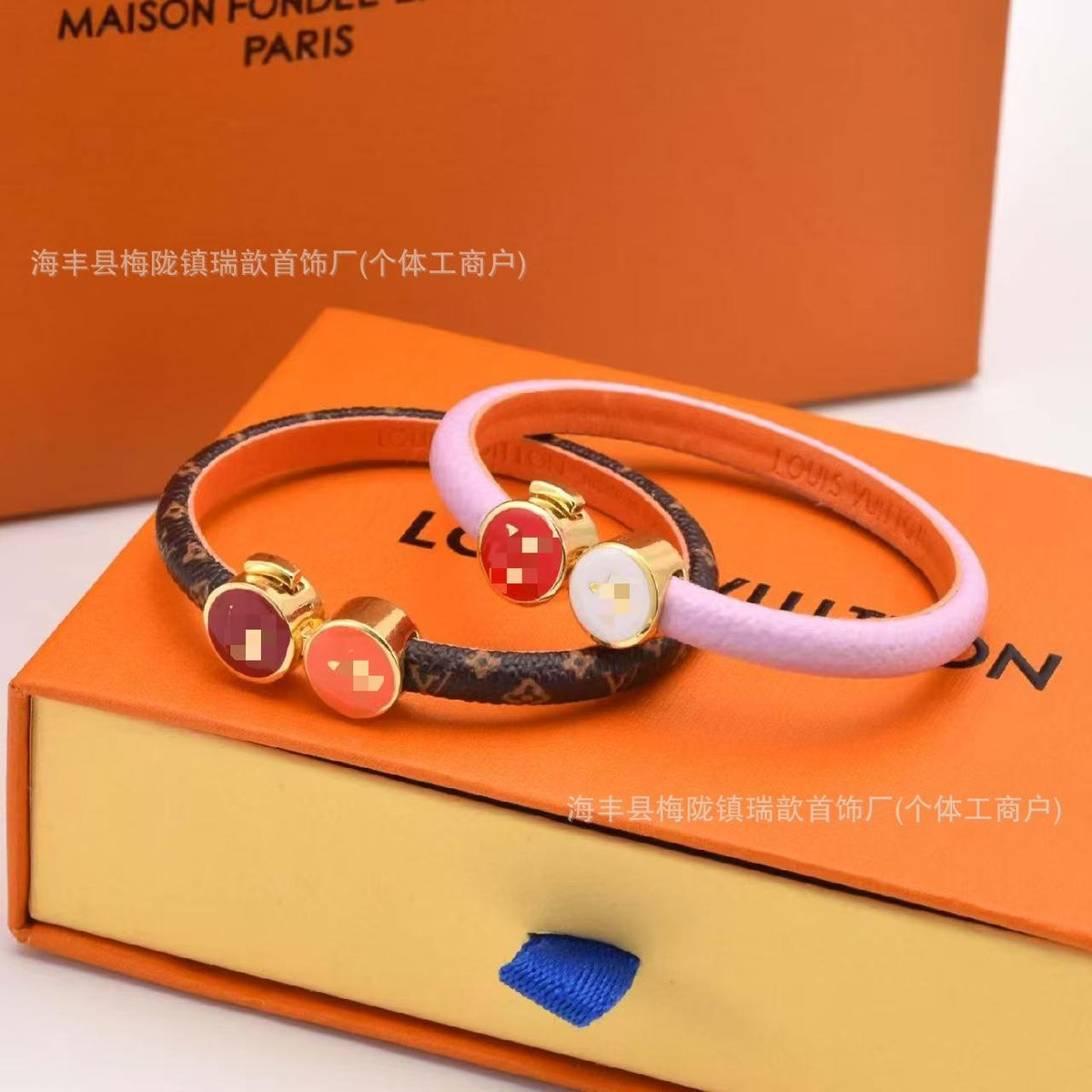 European and American High Quality Donkey Leather Rope Bracelet Clover Men's Leather Printing Presbyopic Bracelet Foreign Trade Cross-Border Direct Sales