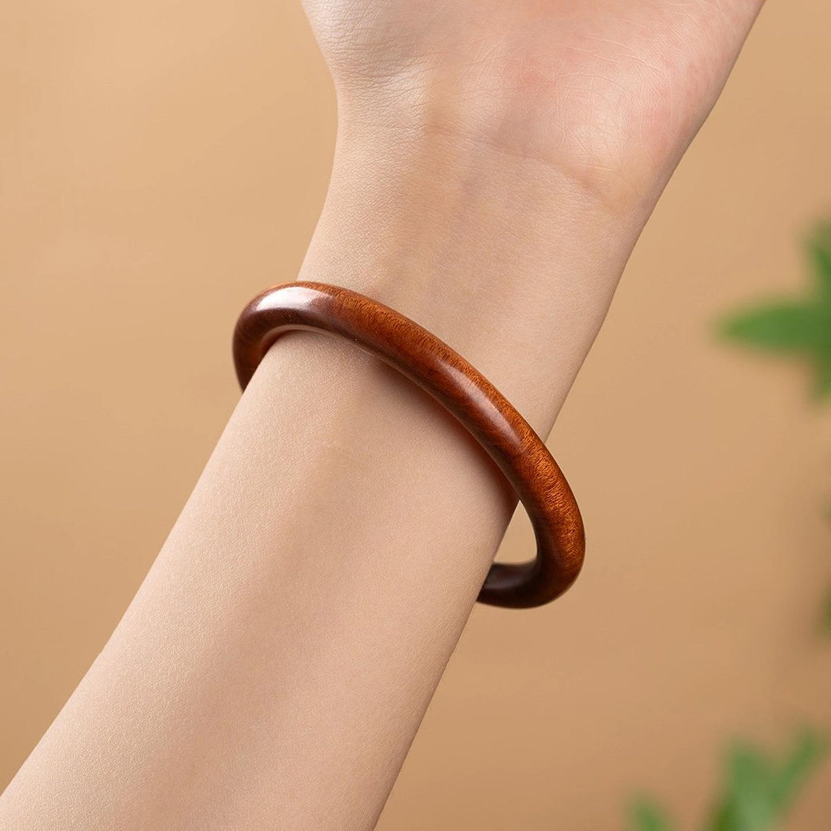 Natural Peach Wood Bracelet Female Sandalwood Red Wood round Bar Plain Ring Wooden Bracelet Simple National Style Chaise Bracelet Light Luxury Wenwan Jewelry