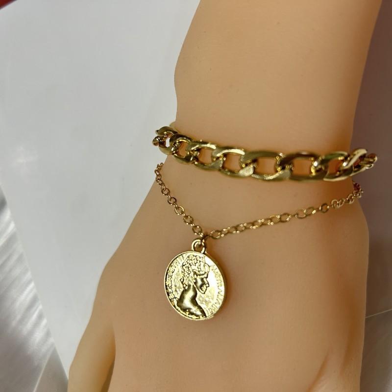 Cross-Border Hot Multi-Layer Stacked Gold Coin Necklace Vintage Beauty Head Coin Clavicle Chain European and American Hip Hop Style Necklace