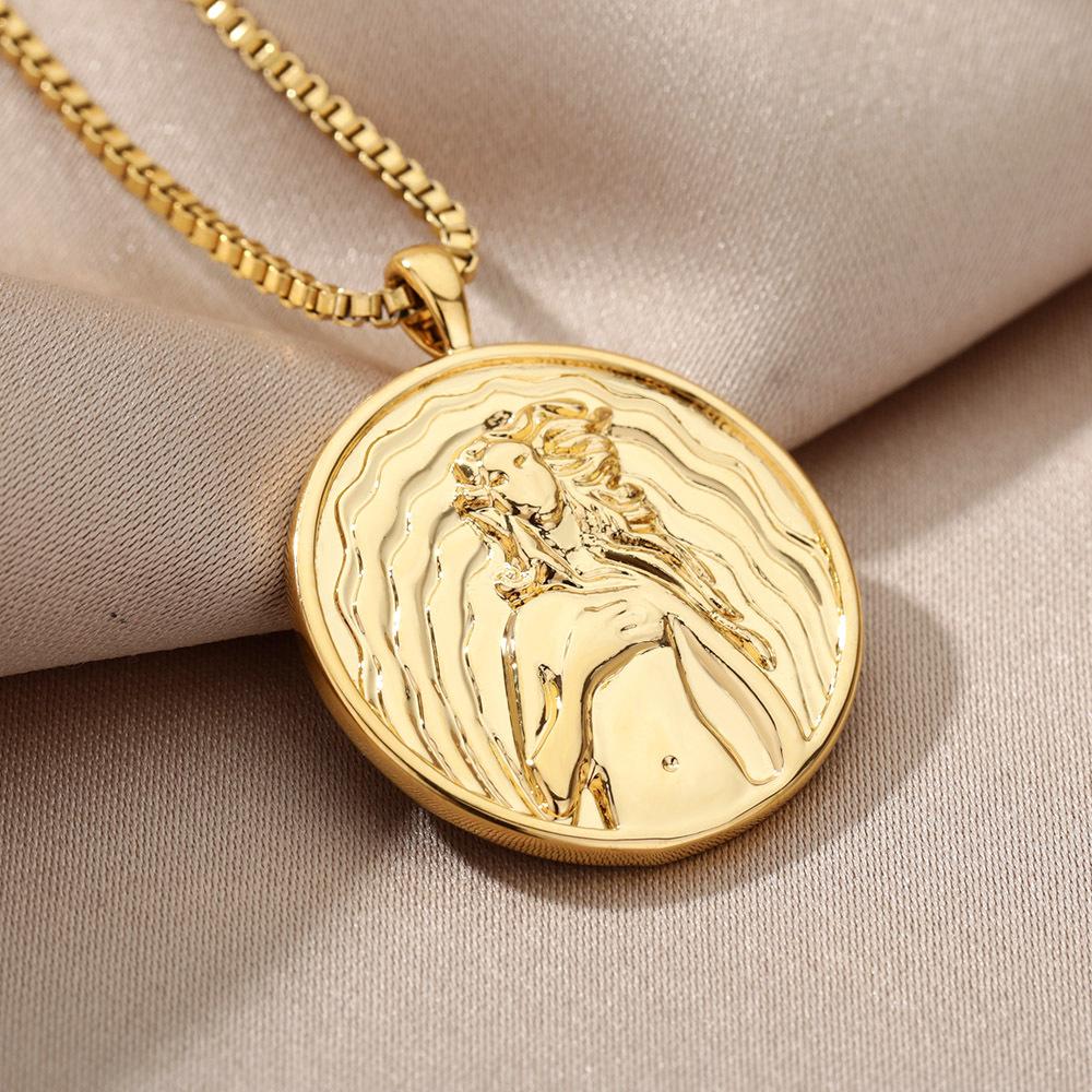 Queen Elizabeth Gold Coin Necklace Titanium Steel Plated 18K Gold Ins Women's Clavicle Chain Creative Gold Coin Accessories