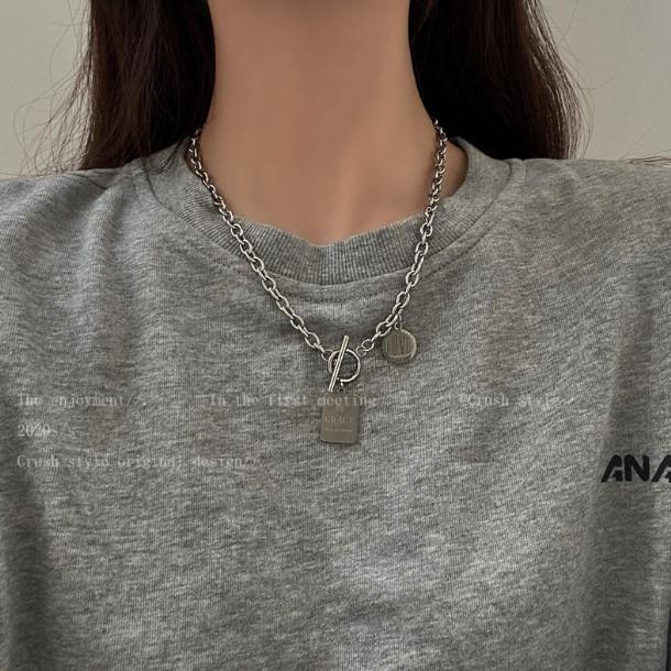 2023 New Square Letter Coin Necklace Light Luxury Ins Cold Style Niche Design Hip Hop All-Match Necklace