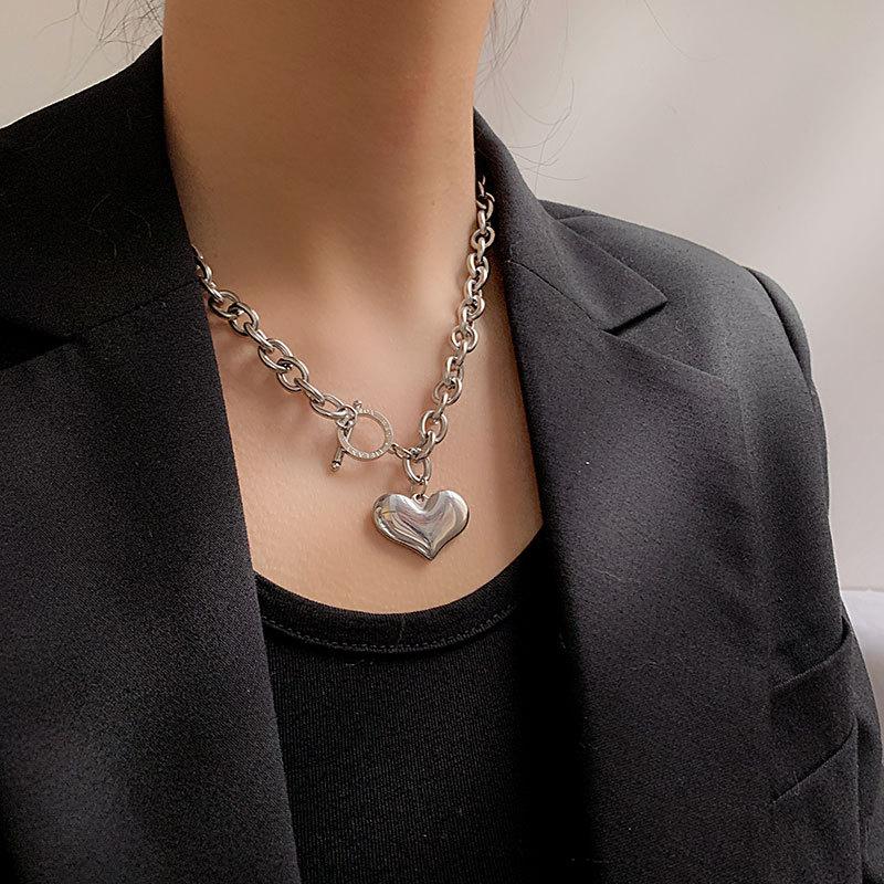 Bath Titanium Steel Hip Hop Necklace Women's Light Luxury Niche Fashion Clavicle Chain Ins Cold Style Long Sweater Chain Accessories