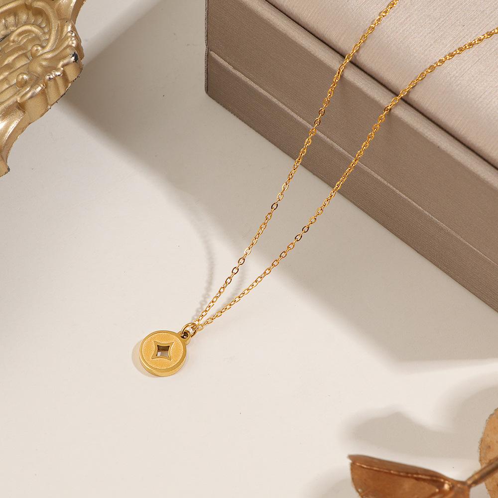 New Titanium Steel 18K Gold Plated Copper Coin Necklace Women's Light Luxury Gold Plated Coin Pendant Coin Gold Coin Design Sense