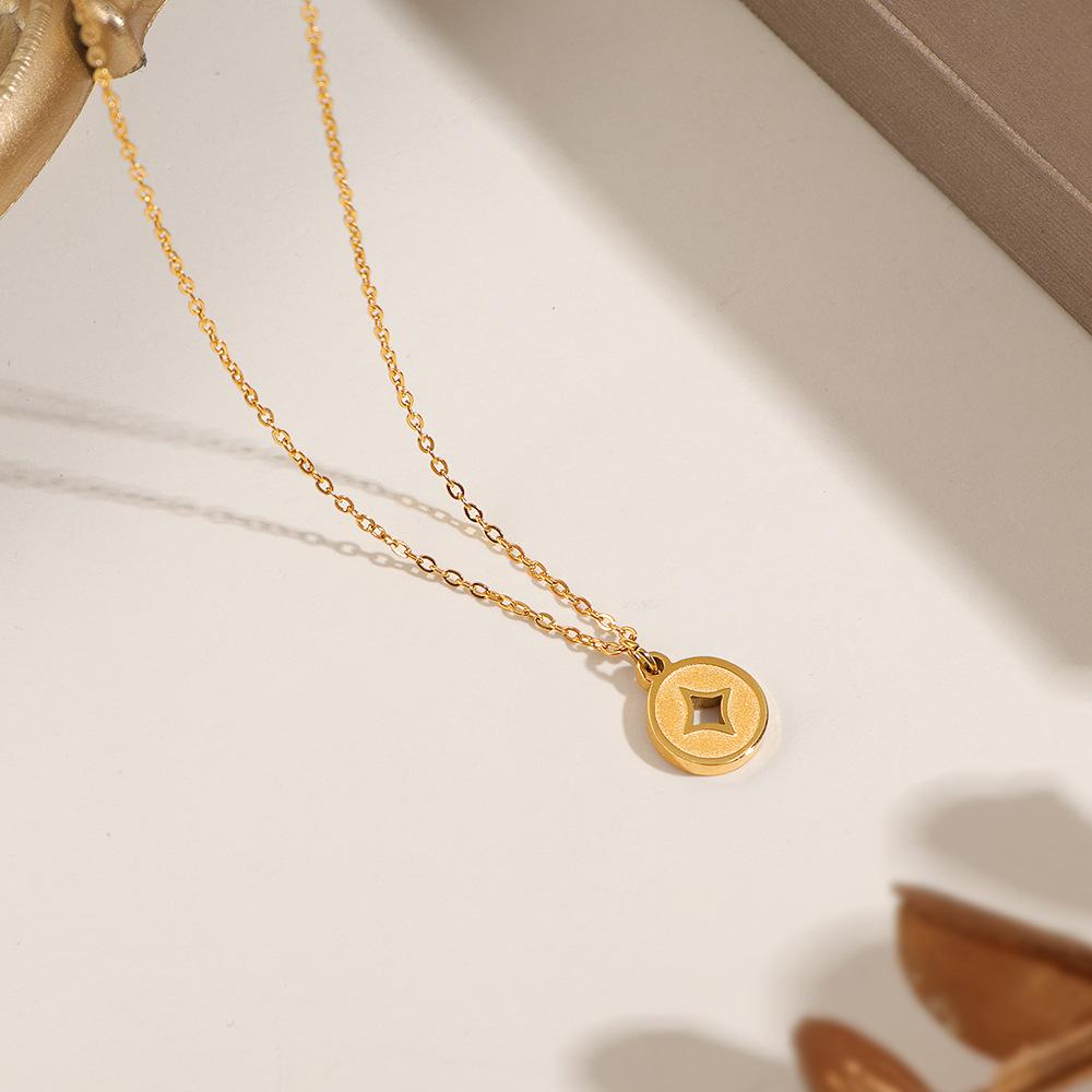New Titanium Steel 18K Gold Plated Copper Coin Necklace Women's Light Luxury Gold Plated Coin Pendant Coin Gold Coin Design Sense