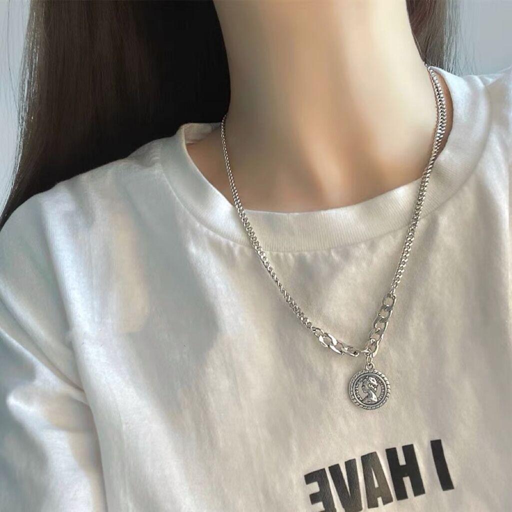 Sweater Necklace for Women Ins Light Luxury Niche Trendy Cool Hot Girl Portrait Coin Pendant Simple All-Match Japanese and Korean Sweater Chain