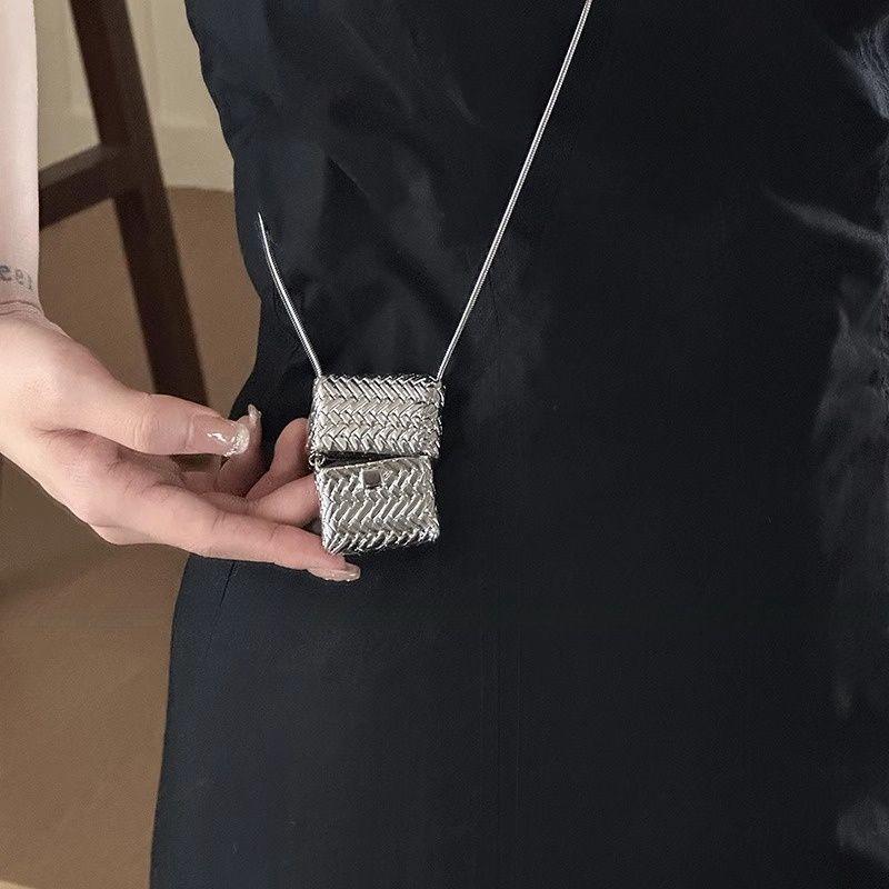 Mid-Ancient Woven Mini Bag Necklace for Women 2024 New Necklace Design Women's Sweater Fashion All-Matching