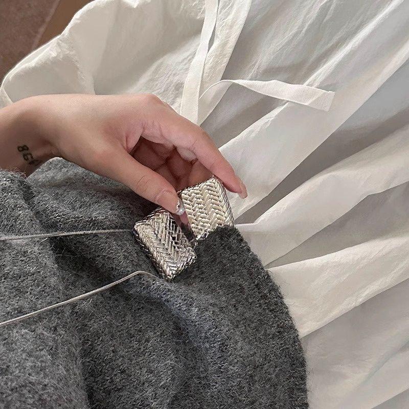 Mid-Ancient Woven Mini Bag Necklace for Women 2024 New Necklace Design Women's Sweater Fashion All-Matching