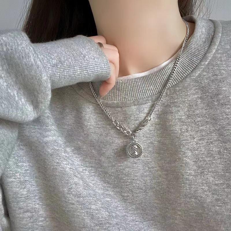 Sweater Necklace for Women Ins Light Luxury Niche Trendy Cool Hot Girl Portrait Coin Distressed Pendant Simple All-Match Sweater Chain