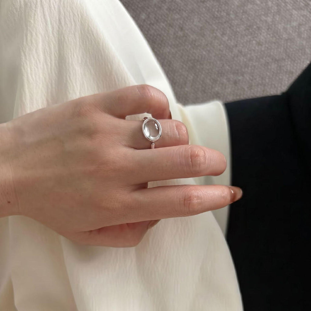 Niche Cold Style Oval White Crystal Ring for Women New Geometric Style Clear Stone Open Adjustable Ring for Women