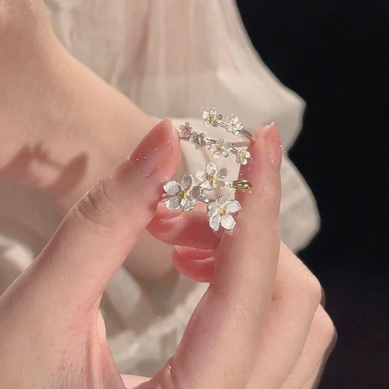 [Flowers like Brocade] Camellia Girlfriends Ring Niche Design Sense Light Luxury Simple Temperament Open Adjustable Ring