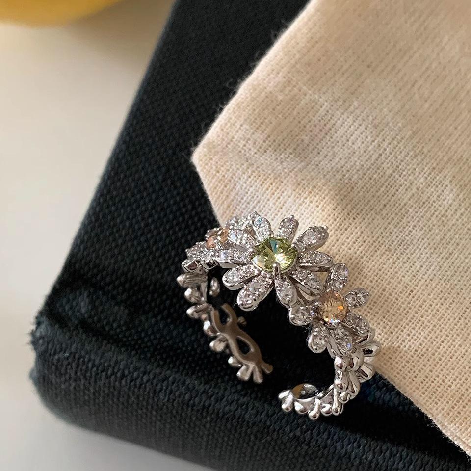 Summer Flowers Elegant Exquisite Full Diamond Craft High-Grade Flashing Zircon Flower All-Match Fresh Ring for Women