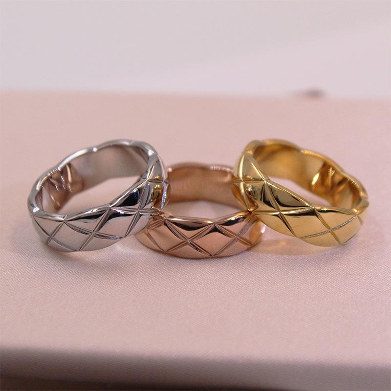 Classic Chanel Style Diamond Plaid Ring Wide and Narrow Diamond-Embedded Glossy Ins Cold Style Fashion Personality Couple Ring