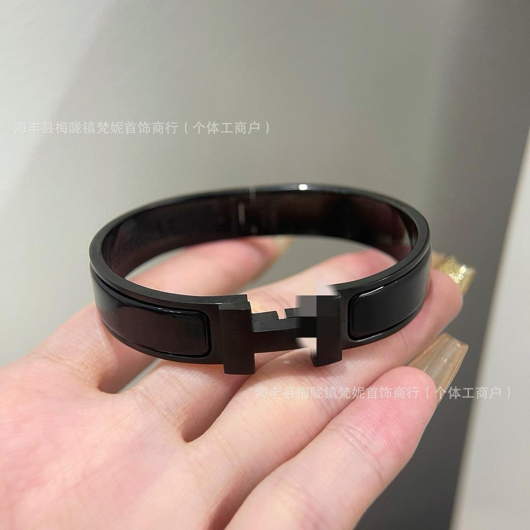 High Version AIMA Black Warrior H Bracelet Cross-Border Men and Women Couple Frosted Light Luxury All-Match Black Enamel Bracelet Wholesale