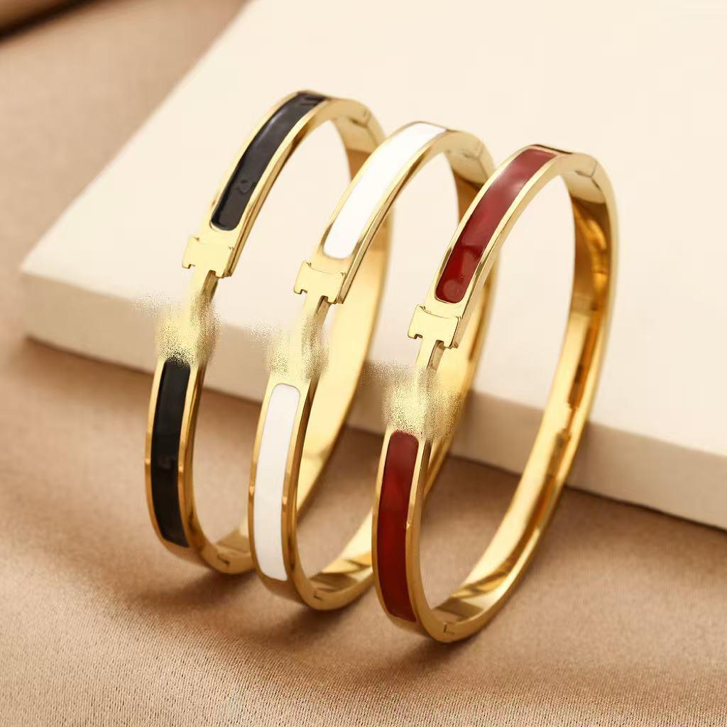 European and American Cross-Border Popular Letter H Titanium Steel Bracelet Women's Light Luxury Elegant Fashion All-Match Bracelet Jewelry Factory Direct Sales