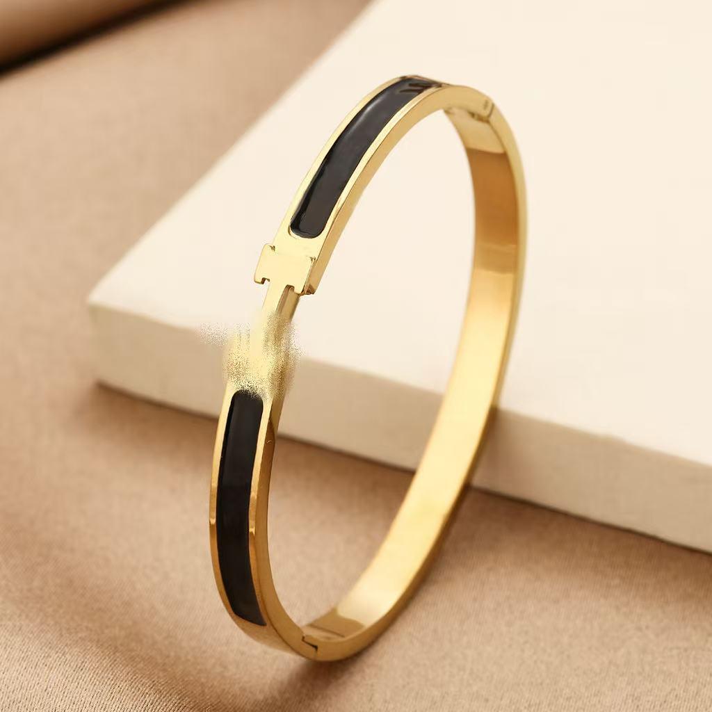 European and American Cross-Border Popular Letter H Titanium Steel Bracelet Women's Light Luxury Elegant Fashion All-Match Bracelet Jewelry Factory Direct Sales