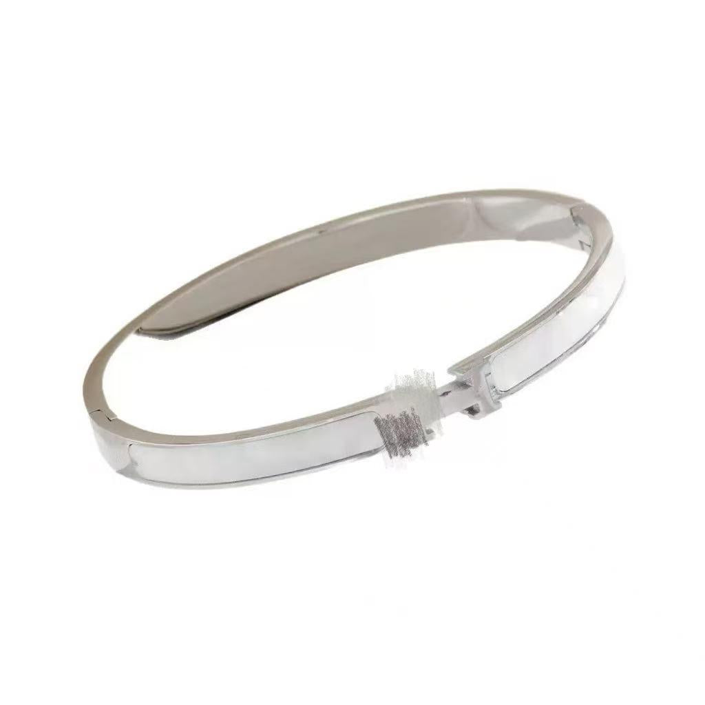 European and American Cross-Border Popular Letter H Titanium Steel Bracelet Women's Light Luxury Elegant Fashion All-Match Bracelet Jewelry Factory Direct Sales