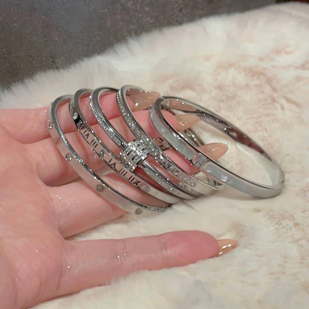 Light Luxury High-Grade Micro-Inlaid Diamond Bracelet Women's Fashion Simple Titanium Steel Non-Fading Bracelet Couple All-Match Jewelry