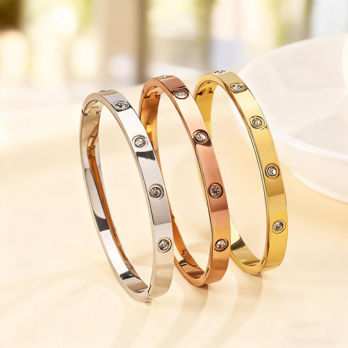 Cross-Border Non-Fading Light Luxury Fashion Stainless Steel Couple Diamond Buckle Bracelet Women's Bracelet Factory Jewelry Wholesale