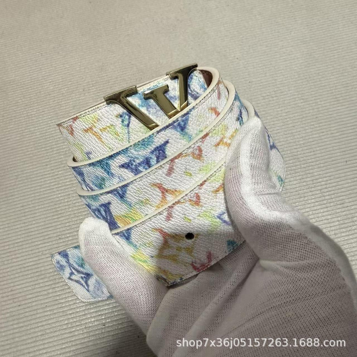 Cowhide Belt Fashionable Letter V New Versatile Classic Casual Jeans Belt Manufacturer Belt Men's Automatic Buckle V