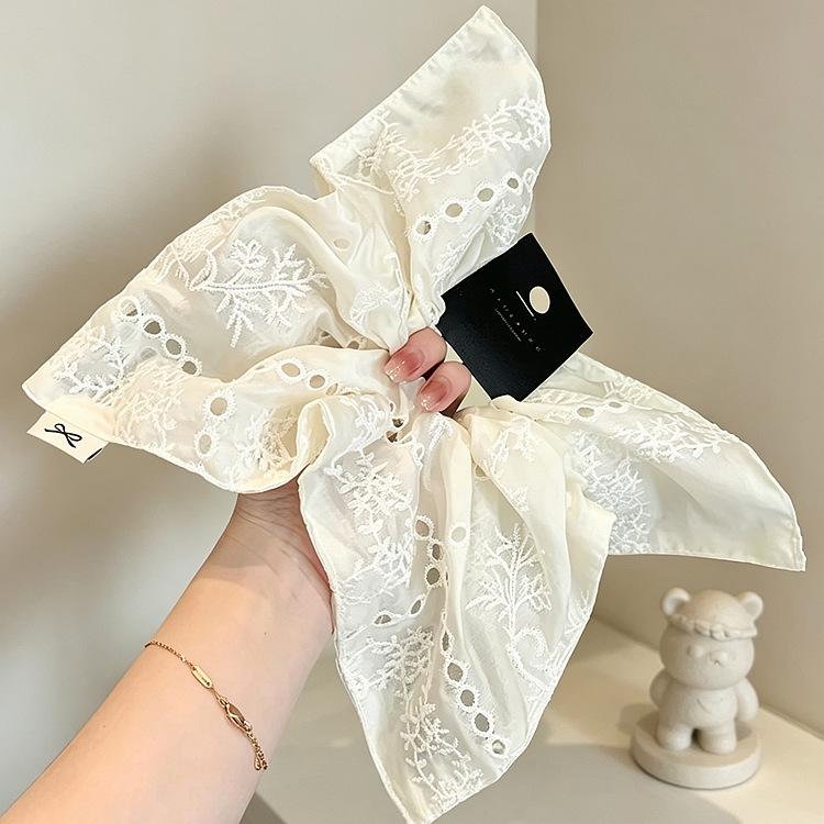 Korean Style Retro Niche Design Embroidered Flower Square Scarf Fat Sausage Ring Elegant Fabric Large Rubber Band Durable Hair Band
