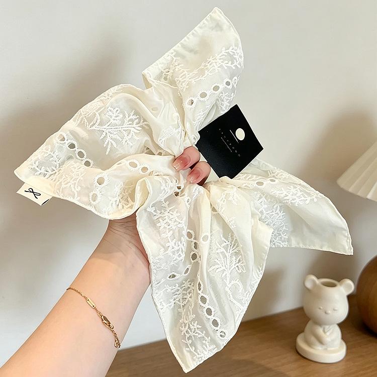 Korean Style Retro Niche Design Embroidered Flower Square Scarf Fat Sausage Ring Elegant Fabric Large Rubber Band Durable Hair Band