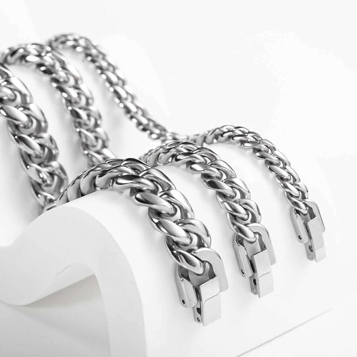 Trendy Coolan Titanium Steel Cuban Chain Necklace Stainless Steel Jewelry Buckle round Grinding Chain Men's Thick Domineering Clothing Accessories
