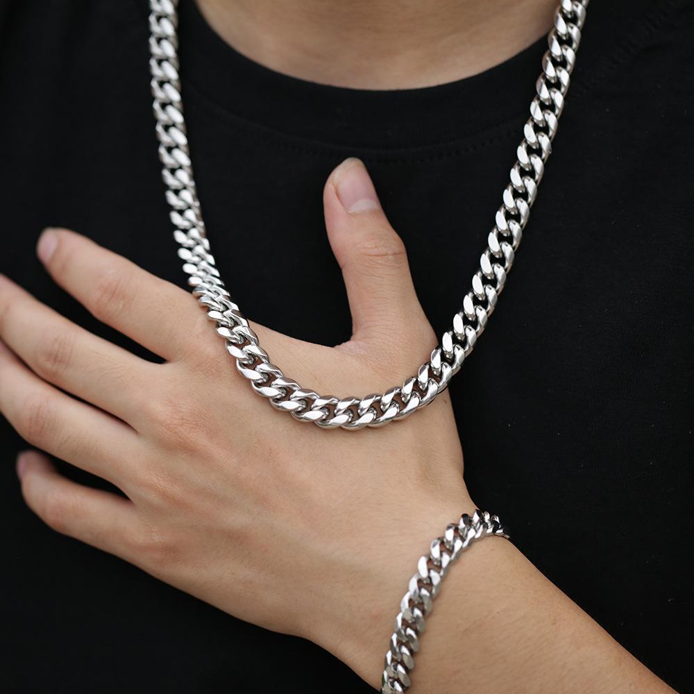 Trendy Coolan Titanium Steel Cuban Chain Necklace Stainless Steel Jewelry Buckle round Grinding Chain Men's Thick Domineering Clothing Accessories