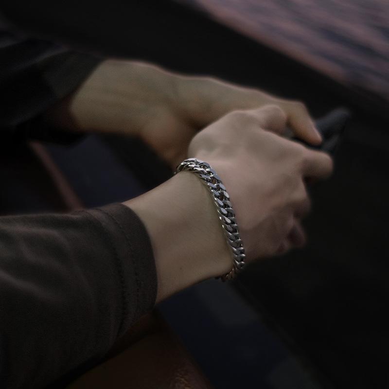 Titanium Steel Non-Fading Cuban Chain Bracelet Men's Hip Hop Girl Bracelet Cold Style Simple Trendy Cool Couple Bracelet Summer
