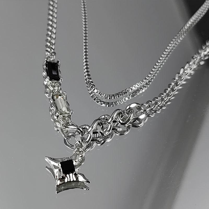 Titanium Steel Necklace Awn Star Double-Layer Necklace Men's Light Luxury Niche Design Sense Hip Hop Style Couple Boys Female Clavicle Chain