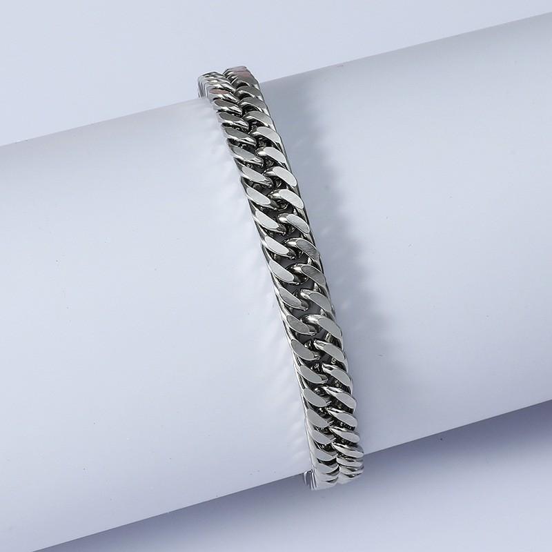 Cuban Chain Necklace Hip Hop Titanium Steel Non-Fading High Street Thick Chain Jewelry Cross-Border Accessories New One-Piece Delivery