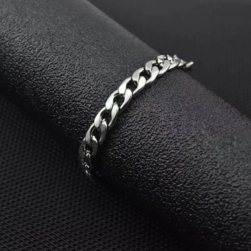 Cuban Chain Bracelet Men's Hip Hop High Street Accessories American Hiphop Cold Trendy Cool Titanium Steel Couple Bracelet