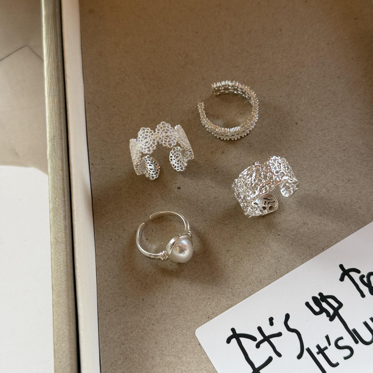 Mo Ran Japanese and Korean Design Skirt Lace Zircon Ring Female Light Luxury Index Finger Ring 2023 Internet Celebrity Ring